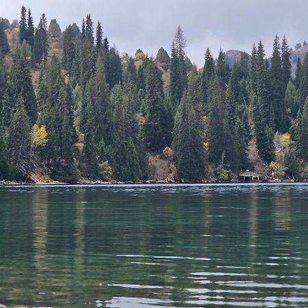 Ocean Hostel Ош Екстериор снимка